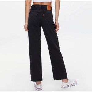 Levi’s loose straight black. Size 27. The best Levi’s you will ever own